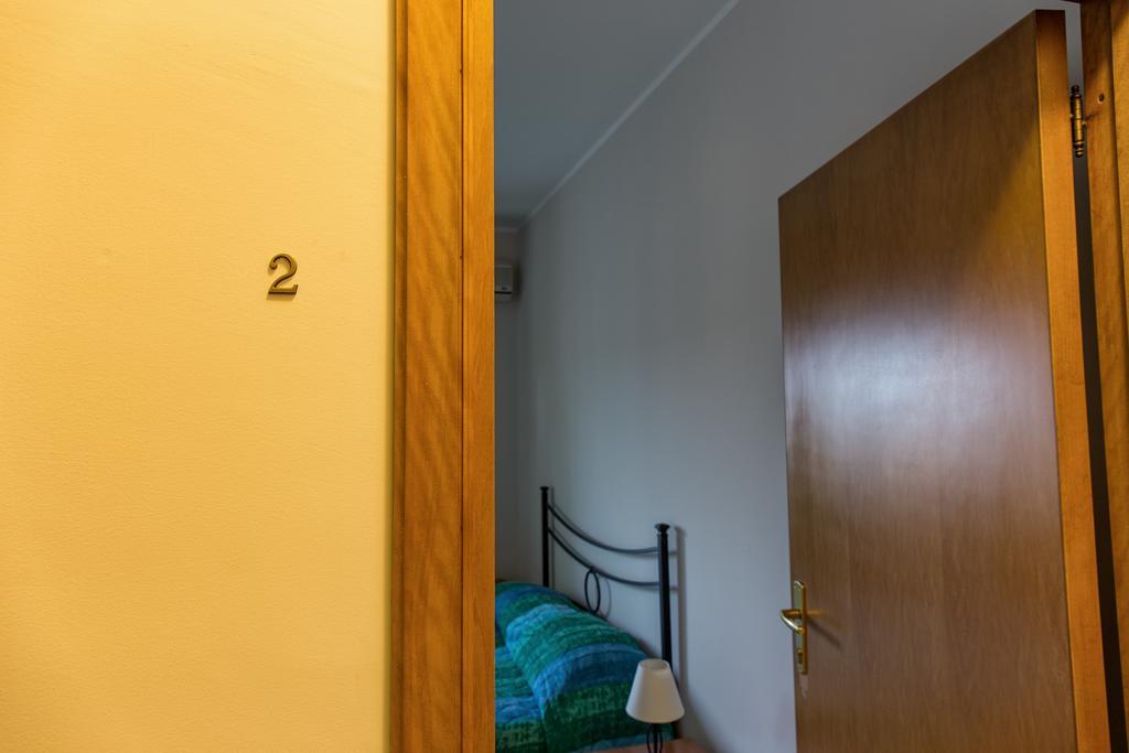 Joanne B&B Canicattini Bagni Pokoj fotografie